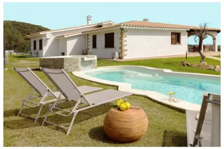 Villa 6 chambres avec piscine à Castiadas pour 14 personnes : photo 3