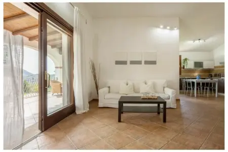 Villa 6 chambres avec piscine à Castiadas pour 14 personnes : photo 14