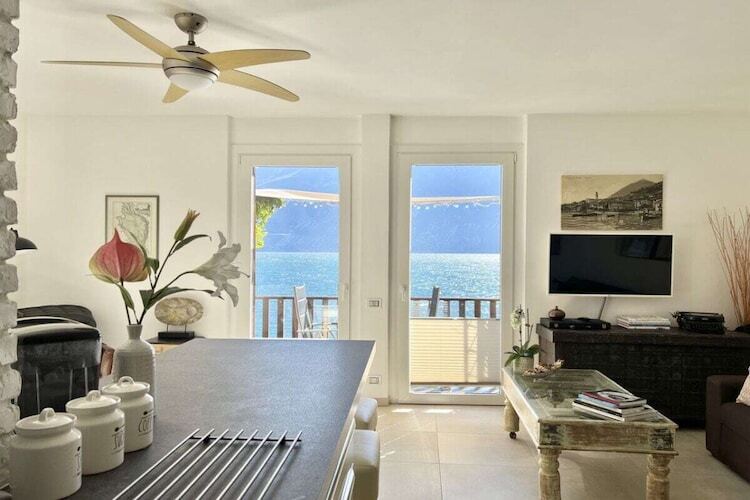 Appartement vue lac Limone sul Garda, balcon sur Porto-Vecchio - Photo 4