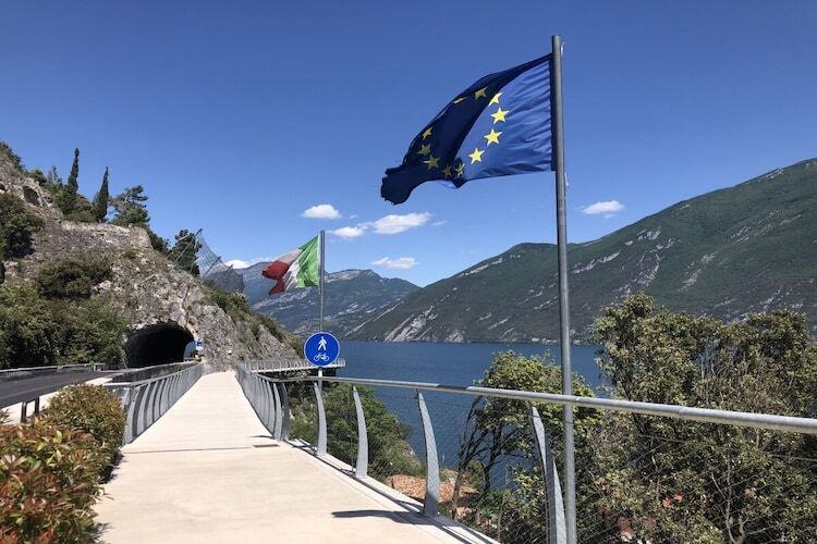 Appartement vue lac Limone sul Garda, balcon sur Porto-Vecchio - Photo 38