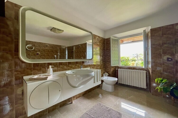 Maison romantique avec vue lac Majeur à Oggebbio - Photo 8