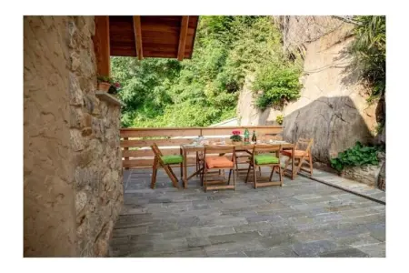 Chalet avec spa, piscine et vue lac à Dervio : photo 19