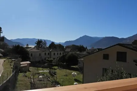 Chalet avec spa, piscine et vue lac à Dervio : photo 24
