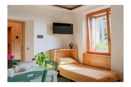 Chalet avec spa, piscine et vue lac à Dervio : photo 37