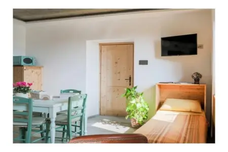Chalet avec spa, piscine et vue lac à Dervio : photo 39