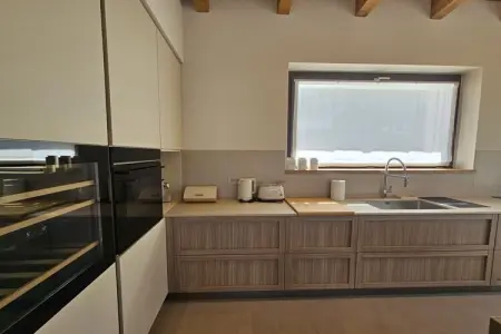 545620, Maison de vacances à Colico avec piscine - Photo 12