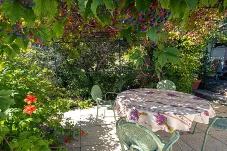Maison Caseneuve piscine privée et pergola : photo 7