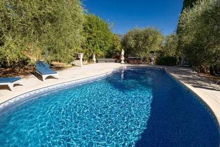 Location maison à Grasse, Maison de vacances à Grasse avec piscine