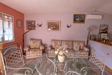 Maison climatisée avec piscine et spa à Grasse : photo 16