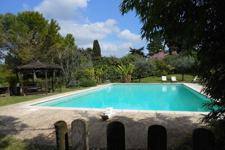 Maison 2 étages avec piscine partagée à La Laupie - Photo 2
