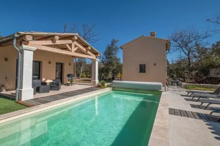 Location maison à Saint Saturnin lès Apt, Maison de vacances avec 2 chambres