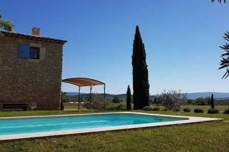 Le Mazet des Moineaux, maison provençale à Saint-Saturnin-les-Apt : photo 3