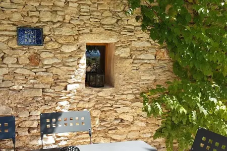 Le Mazet des Moineaux, maison provençale à Saint-Saturnin-les-Apt : photo 9
