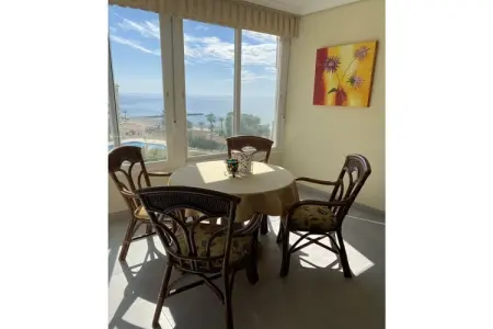 Appartement rénové face à la mer à Torrox Costa : photo 5
