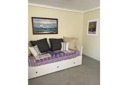 Appartement rénové face à la mer à Torrox Costa : photo 13