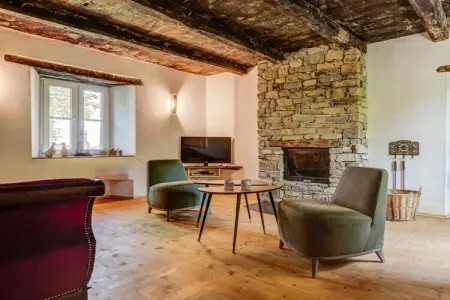 Maison rénovée 100 m² avec piscine à Cortemilia : photo 9
