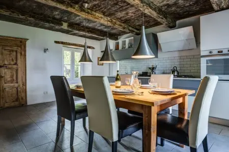 Maison rénovée 100 m² avec piscine à Cortemilia : photo 11