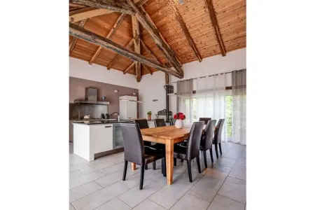 Casa Fienile à Cortemilia : maison 7 pers., piscine : photo 12