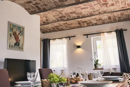Maison 3 pièces avec piscine débordement à Treiso : photo 9