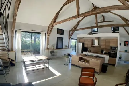 Ancien séchoir à tabac rénové, piscine chauffée à Veyrines-de-Domme : photo 8
