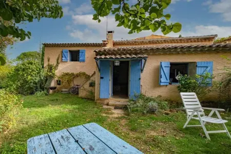 Location maison à Goult, Maison de vacances à Goult avec barbecue