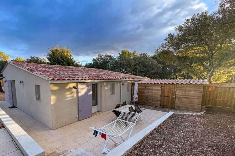 Gîte 4 personnes à Fox-Amphoux avec piscine - Photo 4