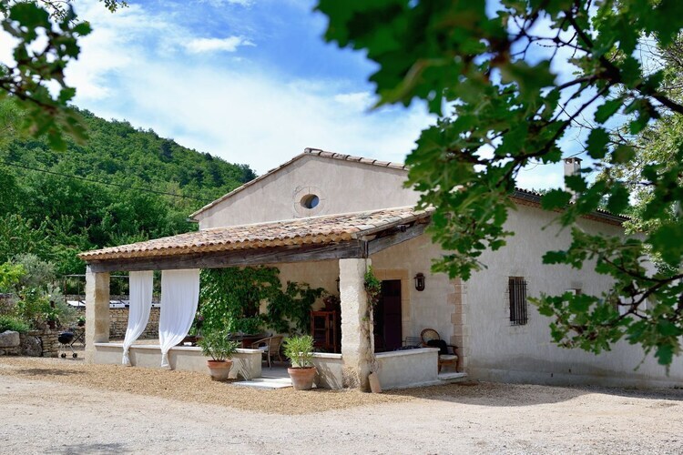 Maison 4 chambres avec piscine chauffée à Apt - Photo 4