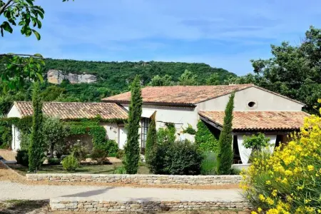 Location maison à Apt, Maison de vacances à Apt avec piscine