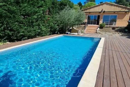 Location maison à Apt, Maison de vacances à Apt avec baignoire