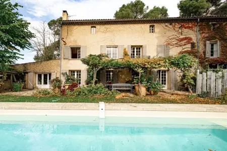 Maison 6 pers. avec piscine privée à Sarrians
