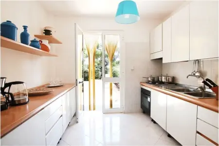 Villa Irene à Torre Santa Sabina, accès direct à la plage : photo 8