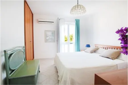 Villa Irene à Torre Santa Sabina, accès direct à la plage : photo 10