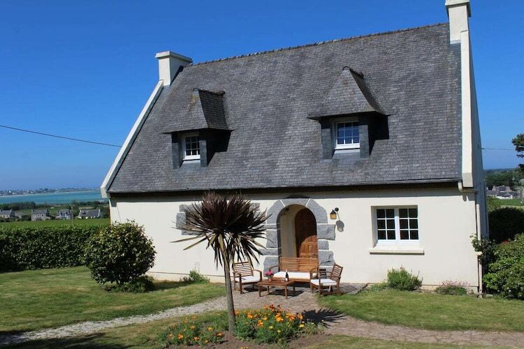 Villa bretonne avec vue mer à Goulven - Photo 1