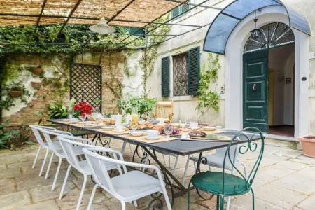 Villa I Cipressi en Toscane : 5 chambres, piscine et vue panoramique