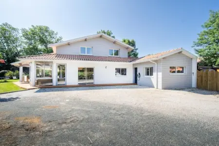 Villa 5 chambres avec piscine et spa à Vieux-Boucau : photo 9
