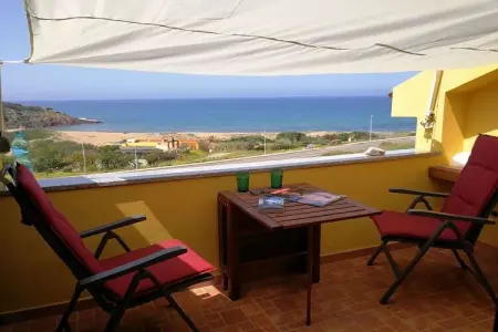 Maison Porto Alabe, vue mer et balcon salon : photo 3