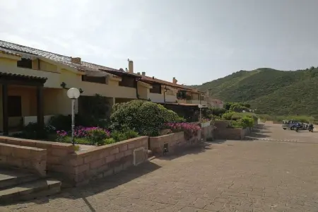 Maison Porto Alabe, vue mer et balcon salon : photo 5