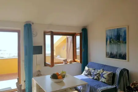 Maison Porto Alabe, vue mer et balcon salon : photo 17
