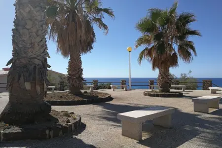 Maison Porto Alabe, vue mer et balcon salon : photo 31