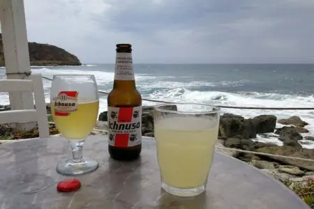 Maison Porto Alabe, vue mer et balcon salon : photo 32