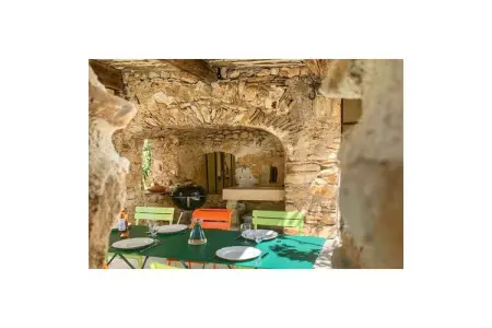 Maison 5 chambres avec piscine à Rustrel : photo 4