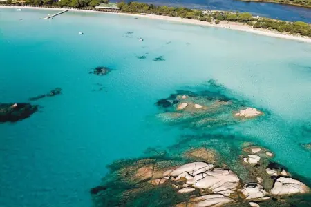 Mini-villa 3 chambres à Porto-Vecchio, vue mer et piscine : photo 18