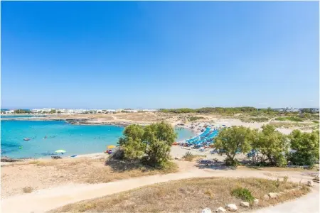 Villa Anna à Torre Santa Sabina, 450 m de la plage : photo 18