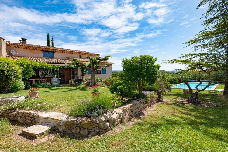 Gîte 8 personnes avec piscine et cuisine d'été à Fox-Amphoux - Photo 3