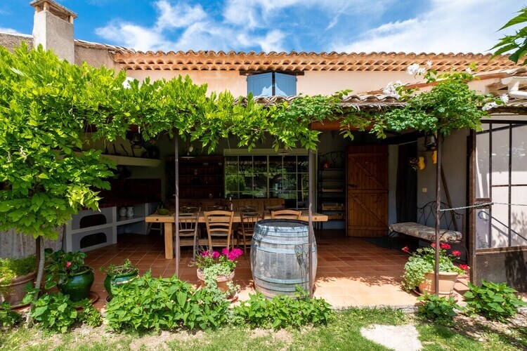 Gîte 8 personnes avec piscine et cuisine d'été à Fox-Amphoux - Photo 8