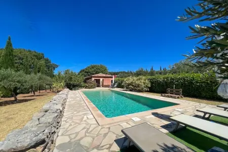 Location maison à Aups, Maison de vacances à Aups avec piscine