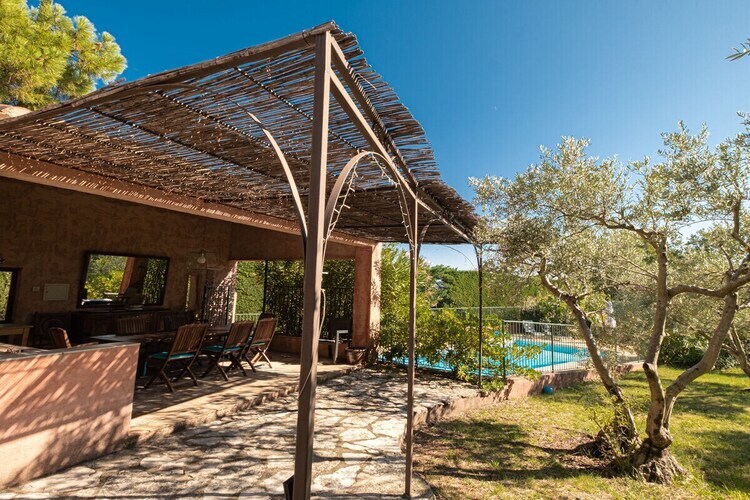 Maison 8 personnes à Roussillon, piscine et jardin - Photo 4