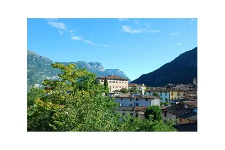 Maison 5 pers. avec jardin à Calavino, vue Dolomites : photo 4