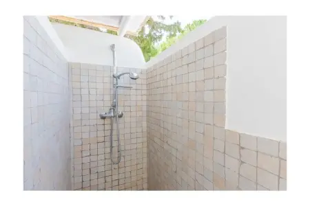 Maison Ferreri à Specchiolla, jardin clos à 350m de la plage : photo 20