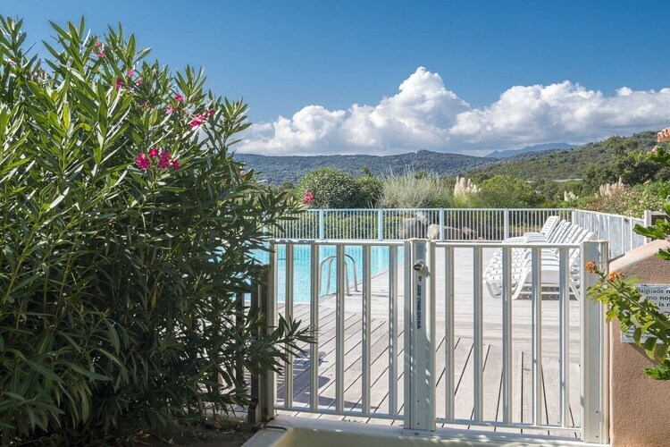 Mini villa T2 face à la baie de Santa Giulia - Photo 2